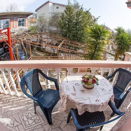 Guest House Almond Bečići Eksteriør bilde