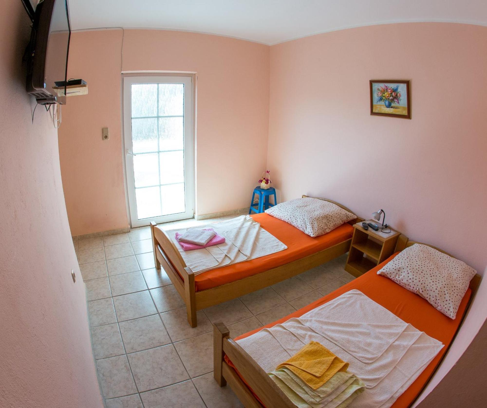 Guest House Almond Bečići Rom bilde