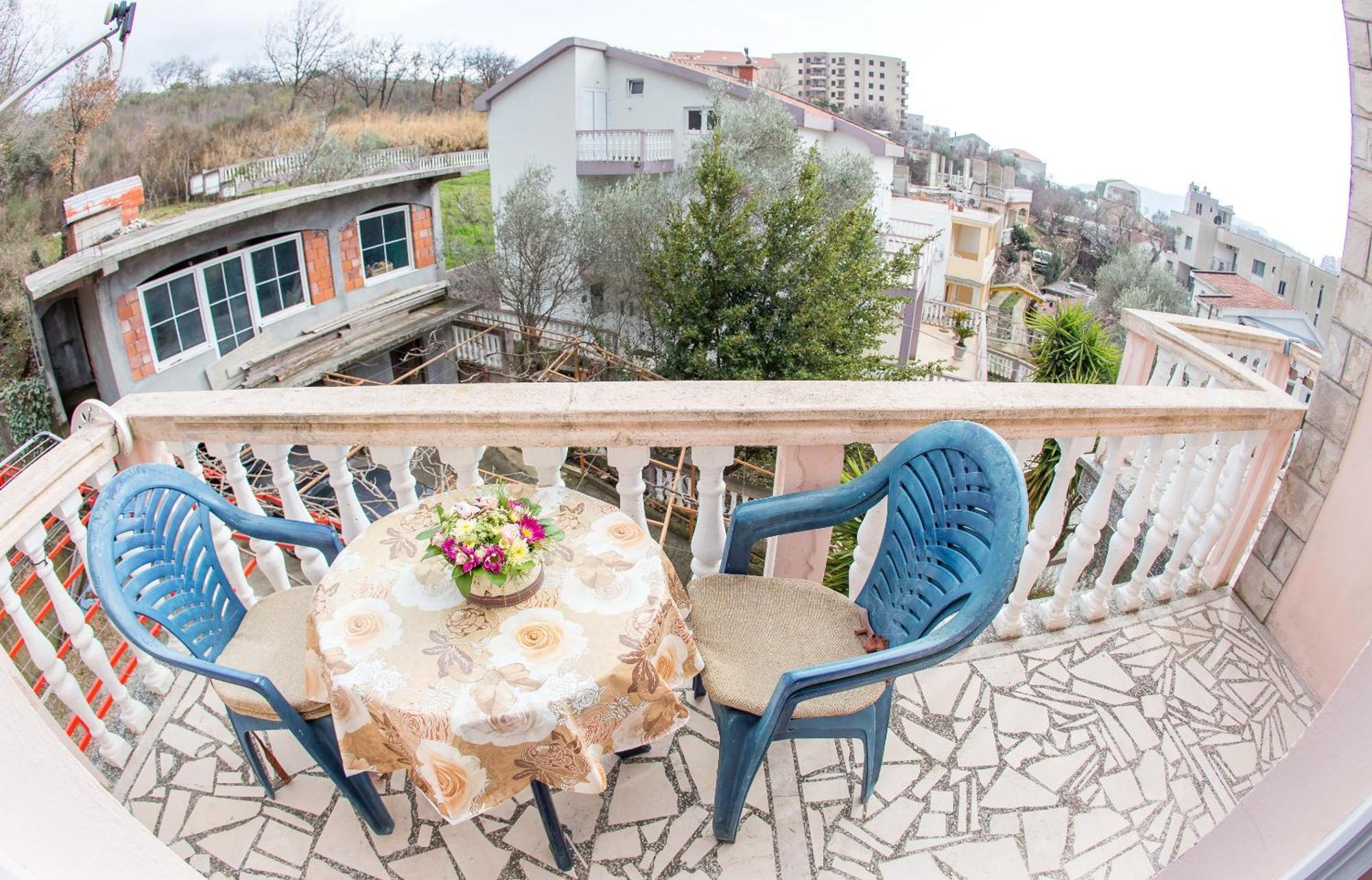 Guest House Almond Bečići Eksteriør bilde