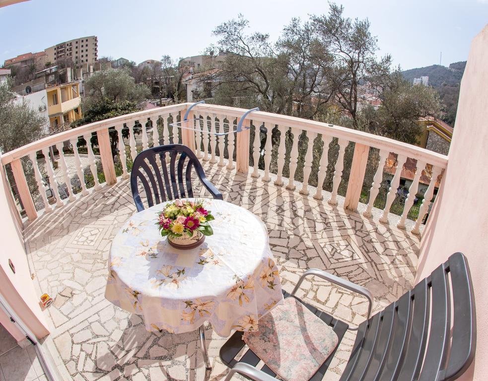 Guest House Almond Bečići Eksteriør bilde