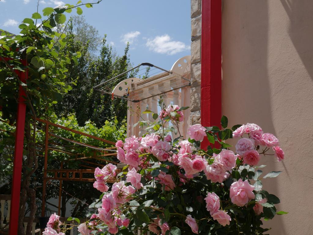 Guest House Almond Bečići Eksteriør bilde