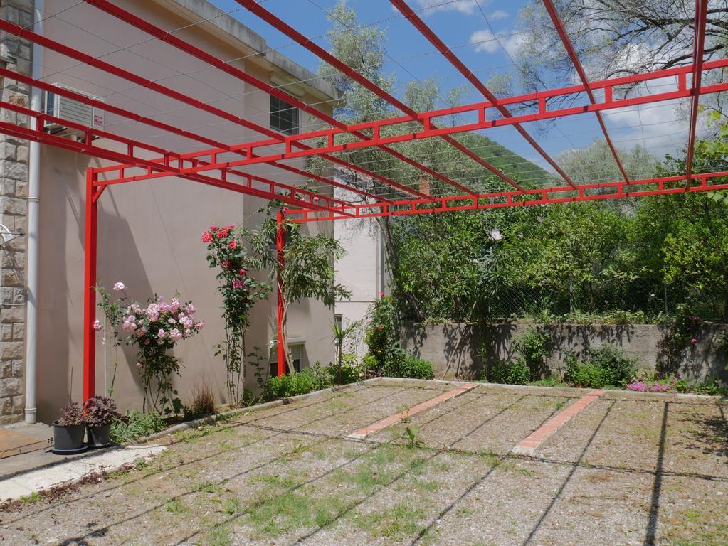 Guest House Almond Bečići Eksteriør bilde